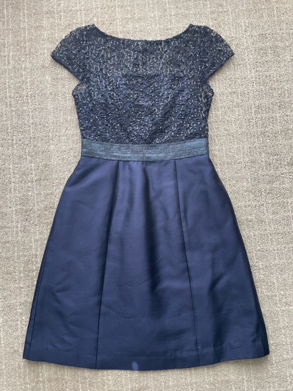 Kay Unger Satin and Lace Formal Dress - Navy Blue - Size 2 - NWOT